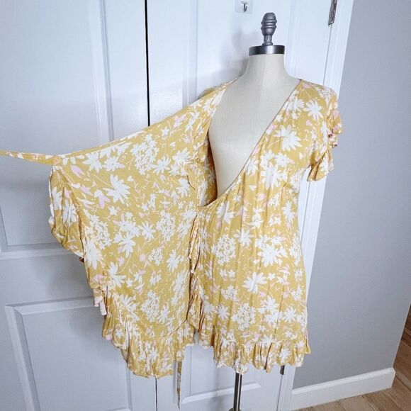 Billabong Wrap and Roll Dress Size S Yellow Floral Print - Picture 7 of 14